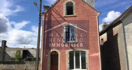  Biens AV - Maison de ville / bourg -   